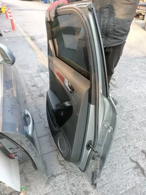 AUDI A4 SAĞ ÖN KAPI 2009-2016